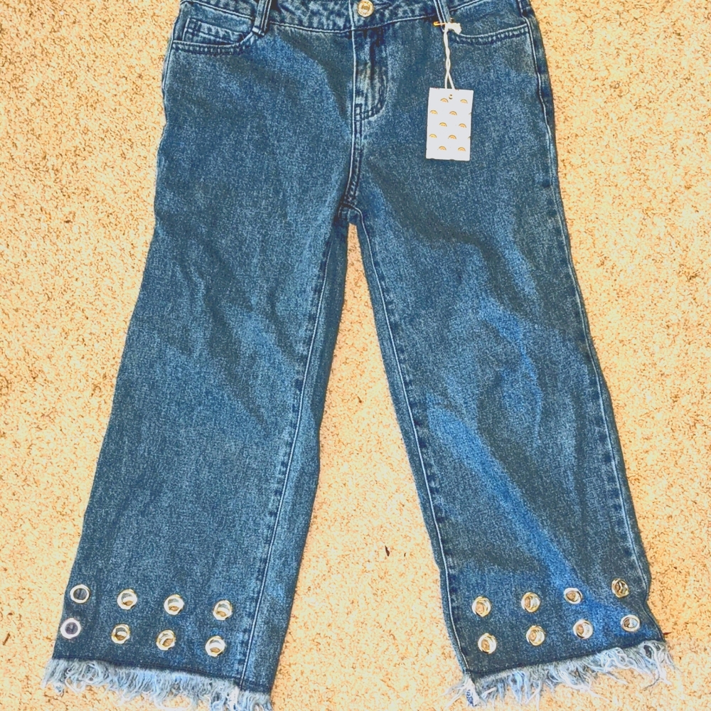 Forever 21 Girls Frayed Grommet Jeans - 11/12